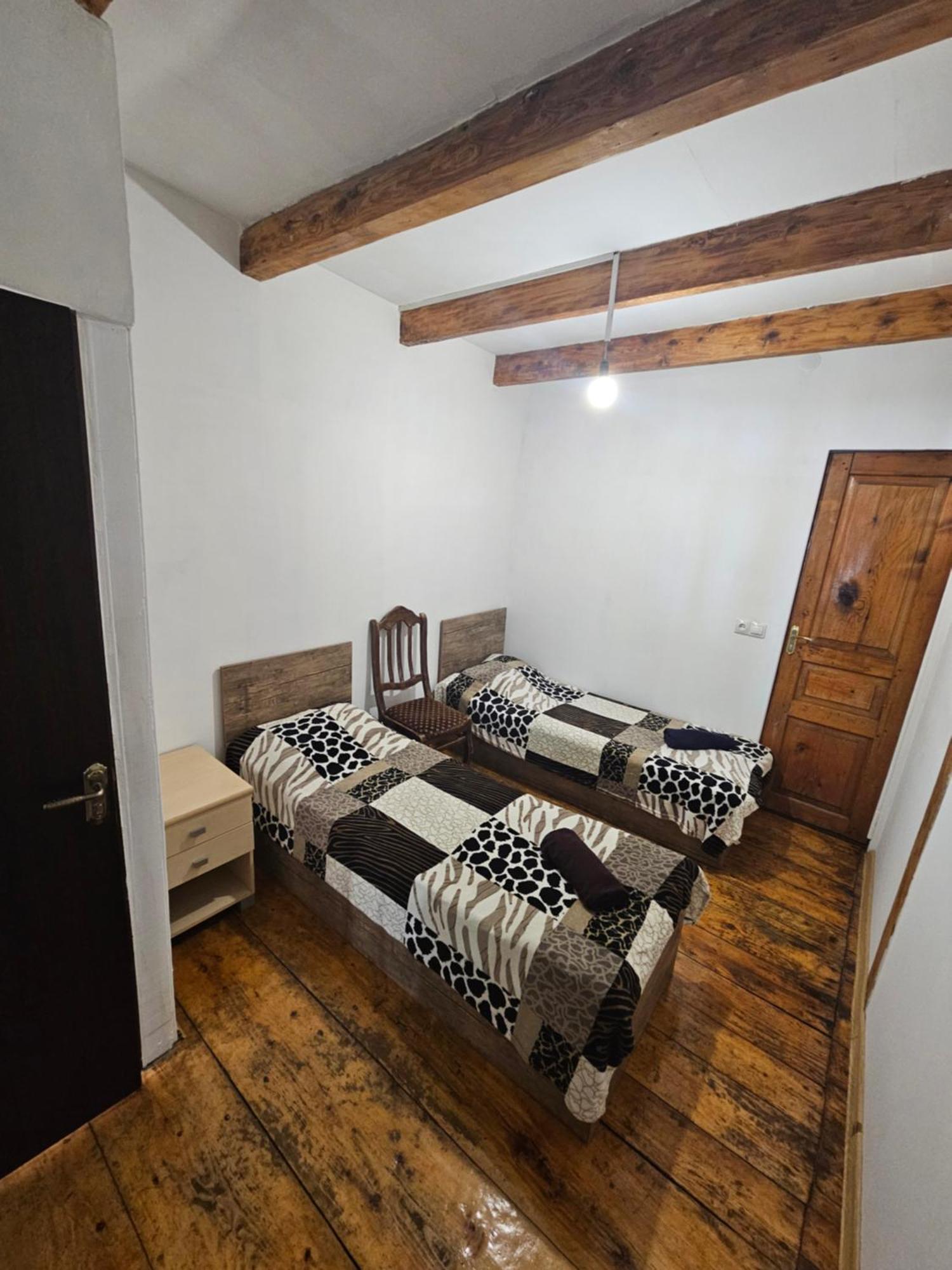 אושגולי Guesthouse Svanuri Sakhli מראה חיצוני תמונה